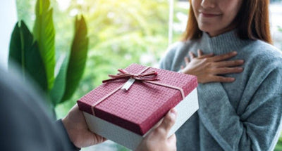 Making Her Feel Special: The Ultimate Gift Guide for Your Girlfriend