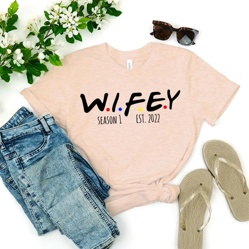 Wifey and Hubby Serie Friends Seasons Est T-shirt