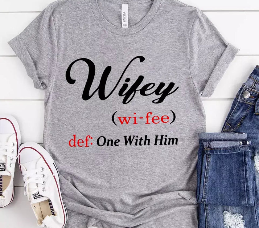 Hubby & Wifey Definition Couple Tee